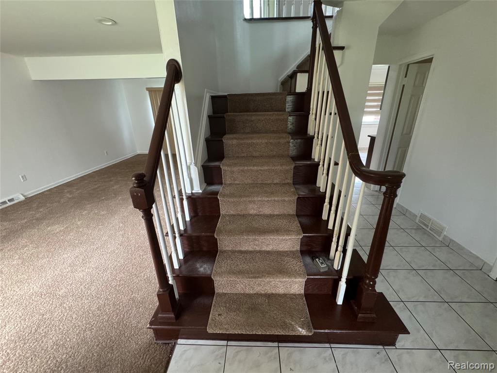 28240 Lahser Road Southfield, MI 48076 - Photo 8 of 15 Gallery Image 8