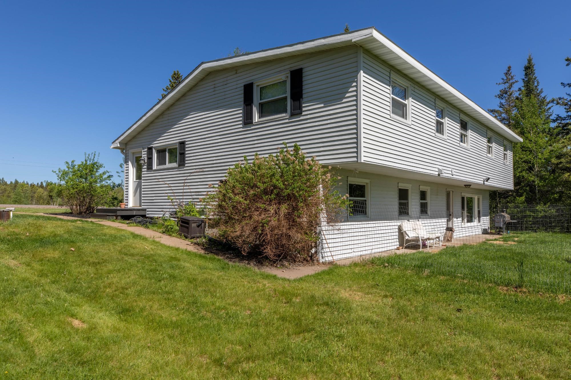 4186 Highway 17 Rhinelander, WI 54501 - Photo 5 of 60