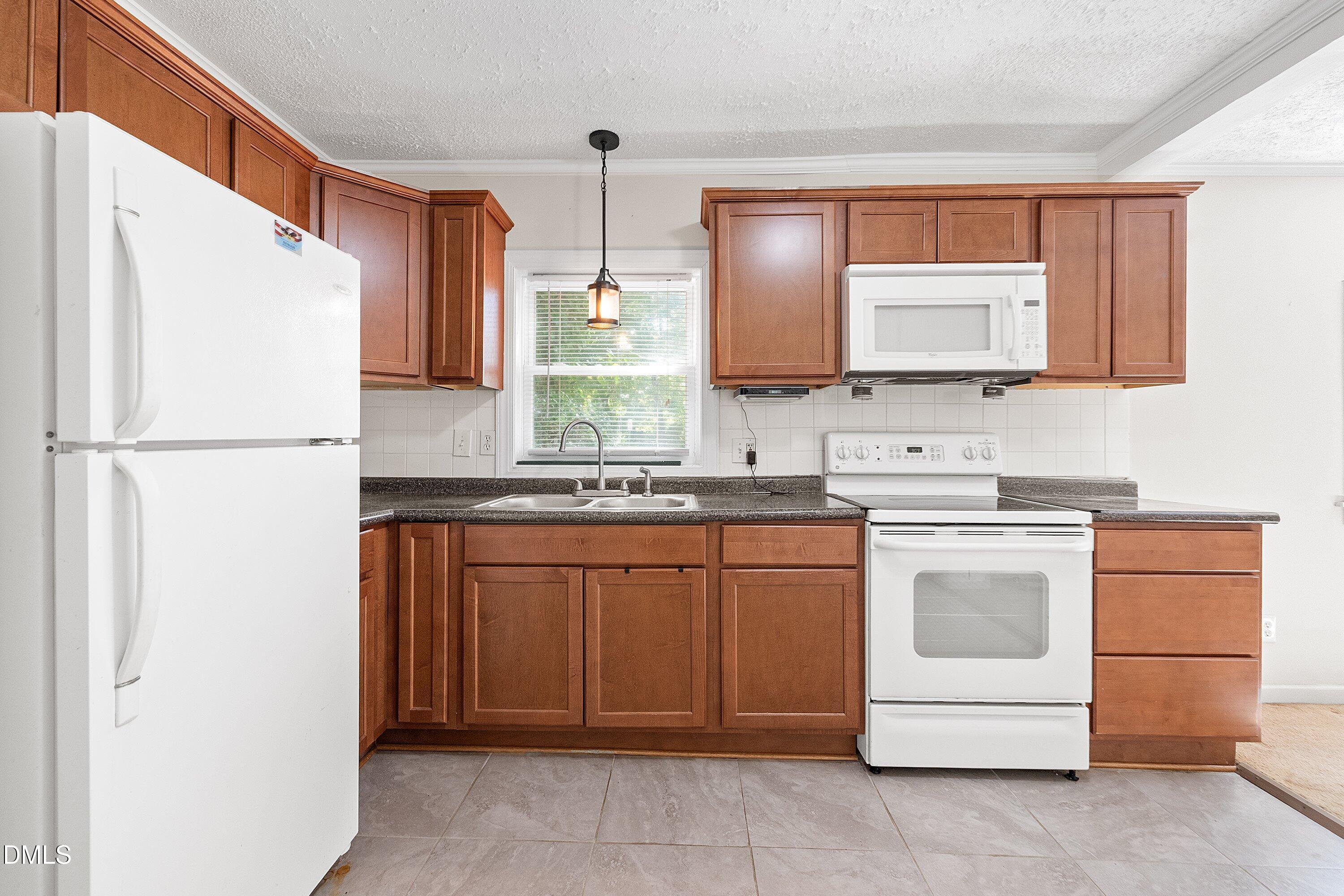 5406 Merritt Street Raleigh, NC 27606 - Photo 11 of 22 Merritt 11