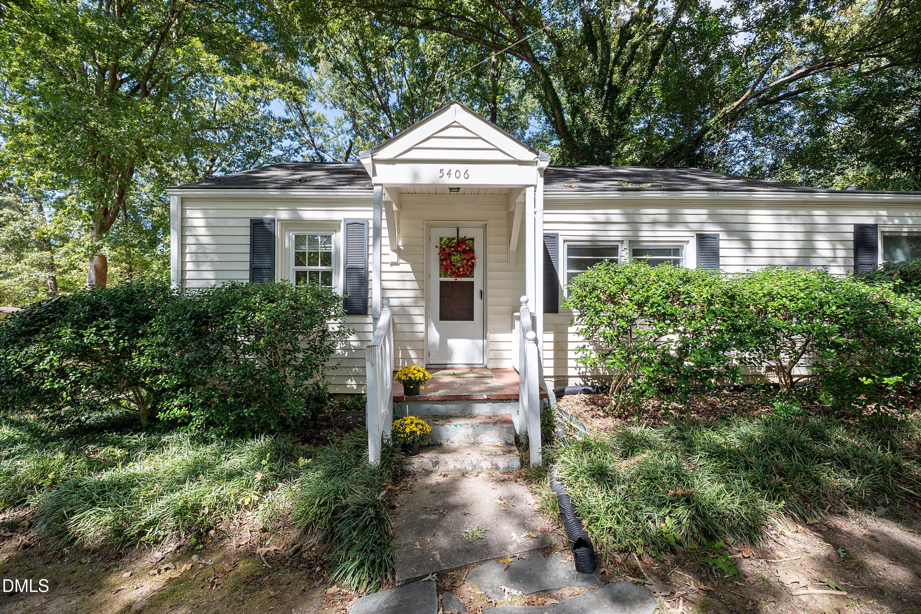 5406 Merritt Street Raleigh, NC 27606 - Photo 3 of 22 Merritt 3