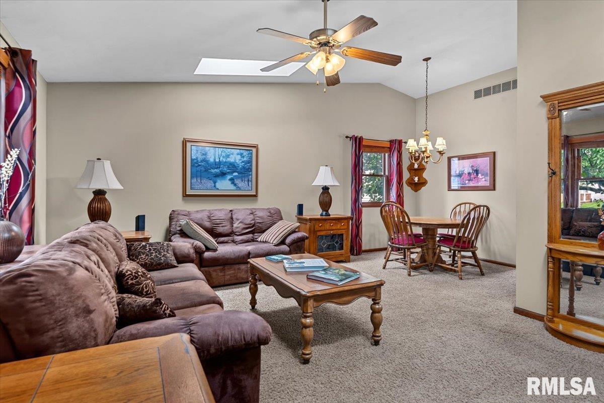 108 Astoria Road Springfield, IL 62704 - Photo 38 of 56 Gallery Image 38
