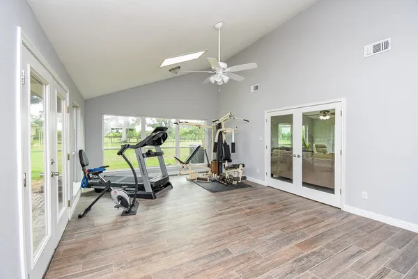 $796,000 | 3818 County Road 36, Angleton, TX 77515
