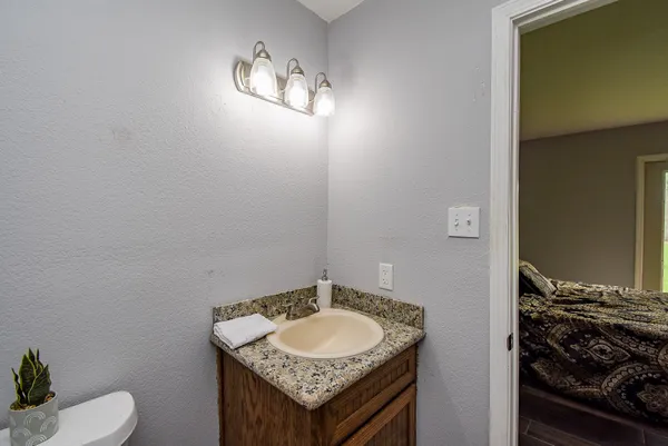 $796,000 | 3818 County Road 36, Angleton, TX 77515