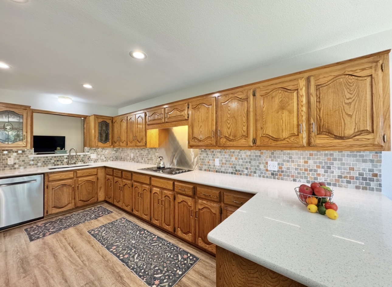 203 East 11th Street Elgin, TX 78621 - Photo 10 of 40