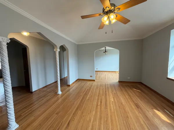 $2,500 | 10913 South Longwood Drive, Unit 3, Chicago, IL 60643