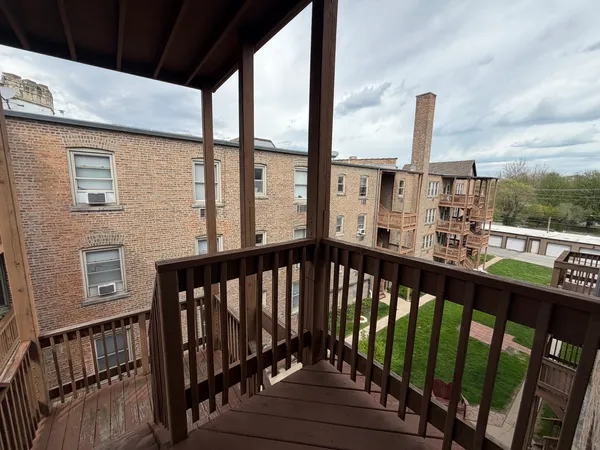$2,500 | 10913 South Longwood Drive, Unit 3, Chicago, IL 60643