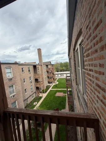 $2,500 | 10913 South Longwood Drive, Unit 3, Chicago, IL 60643