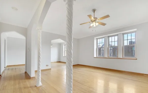 $2,500 | 10913 South Longwood Drive, Unit 3, Chicago, IL 60643