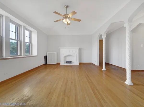 $2,500 | 10913 South Longwood Drive, Unit 3, Chicago, IL 60643