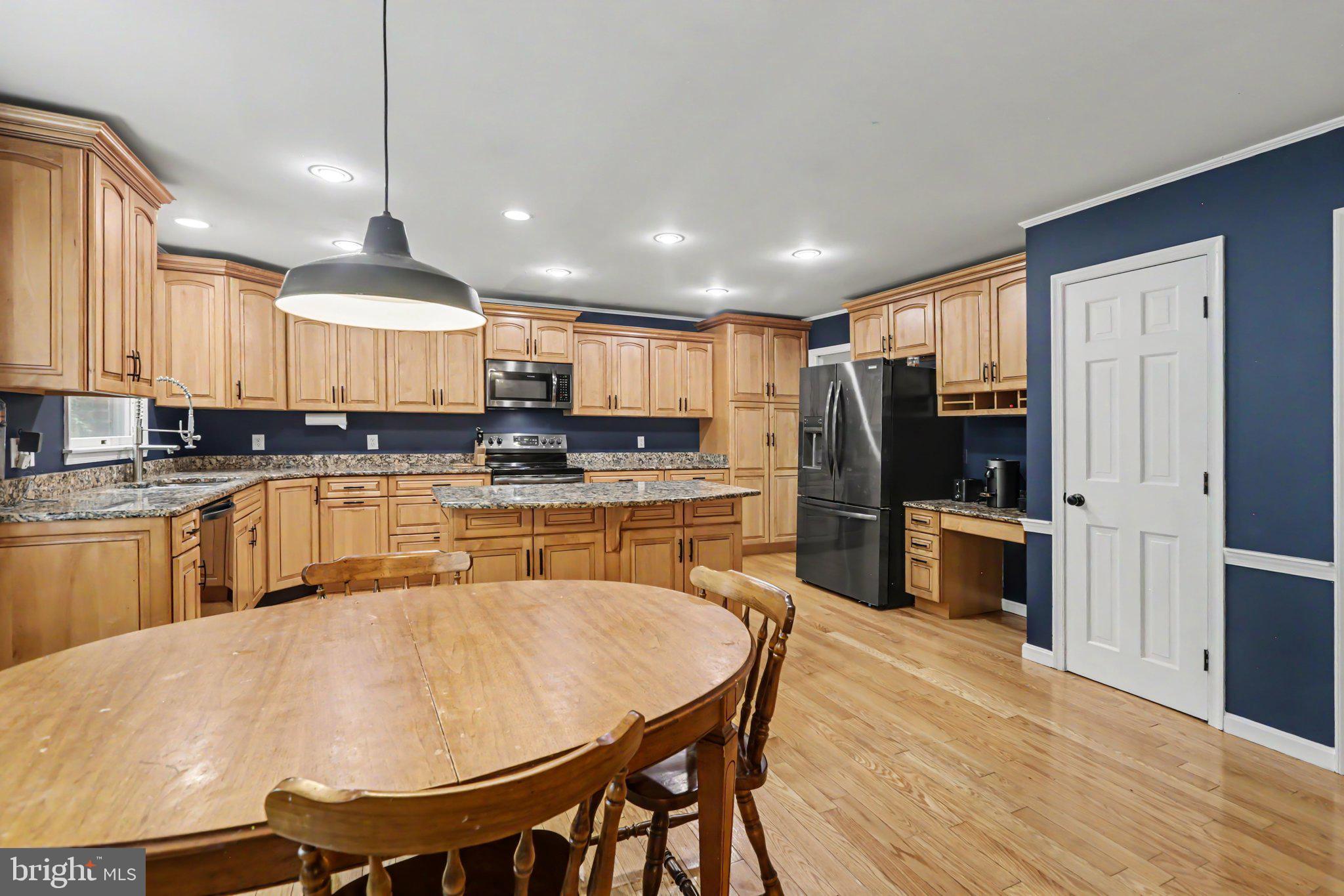 2231 Mockingbird Road Harrisburg, PA 17112 - Photo 8 of 36 Gallery Image 8