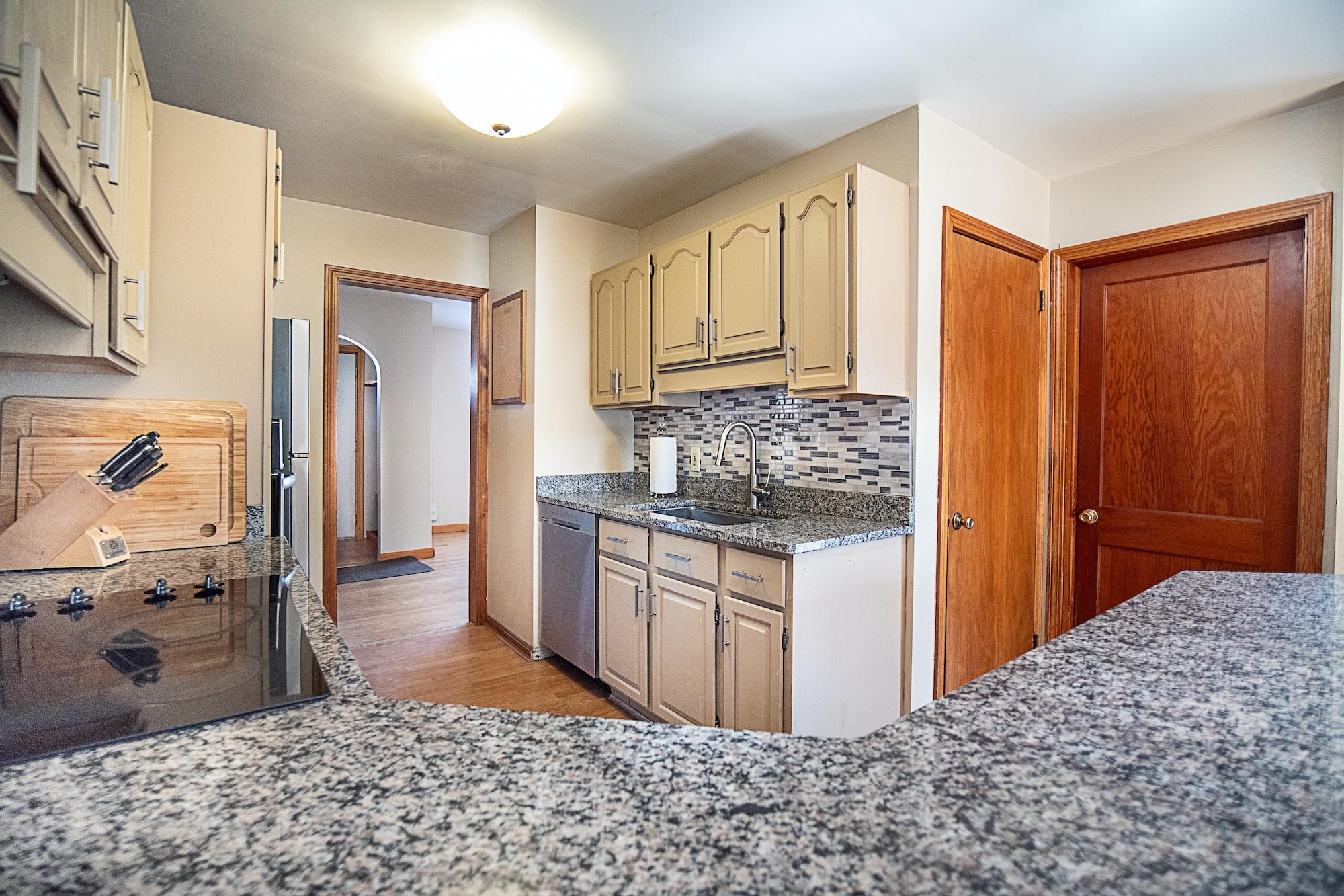 103 Heineberg Road Burlington, VT 05408 - Photo 11 of 31 Gallery Image 11