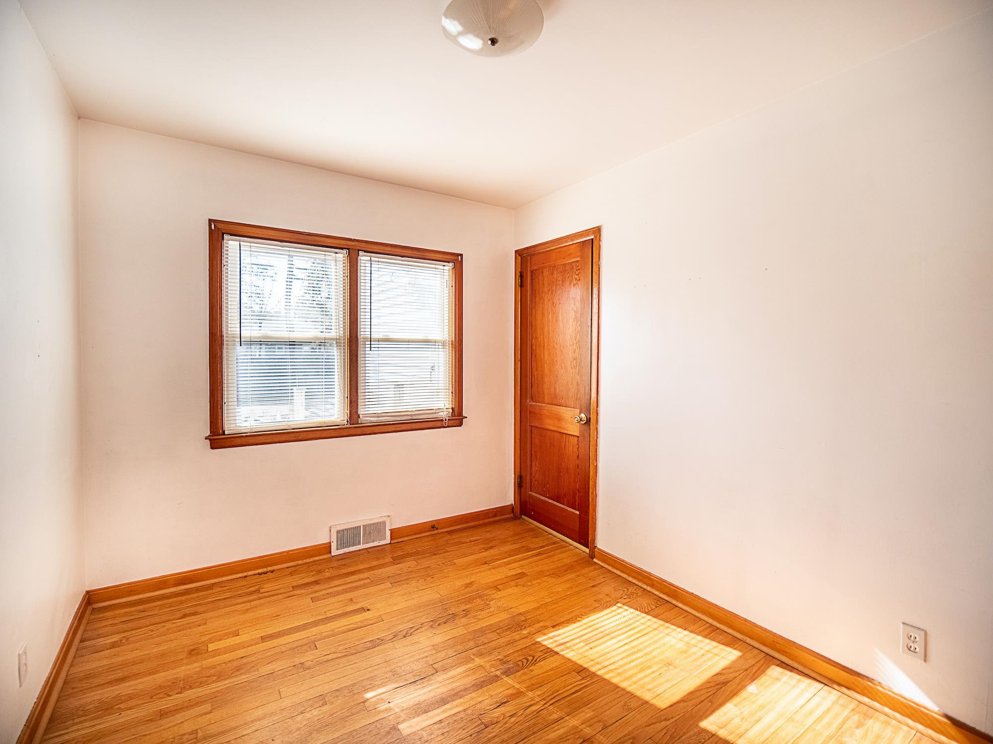 103 Heineberg Road Burlington, VT 05408 - Photo 17 of 31 Gallery Image 17