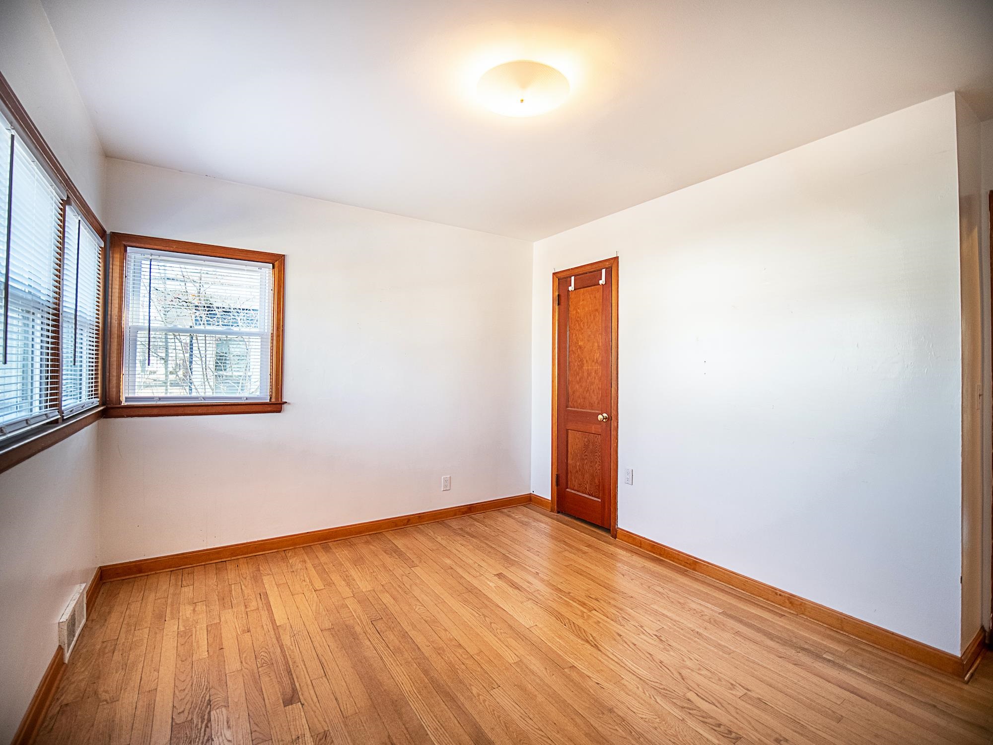 103 Heineberg Road Burlington, VT 05408 - Photo 21 of 31 Gallery Image 21