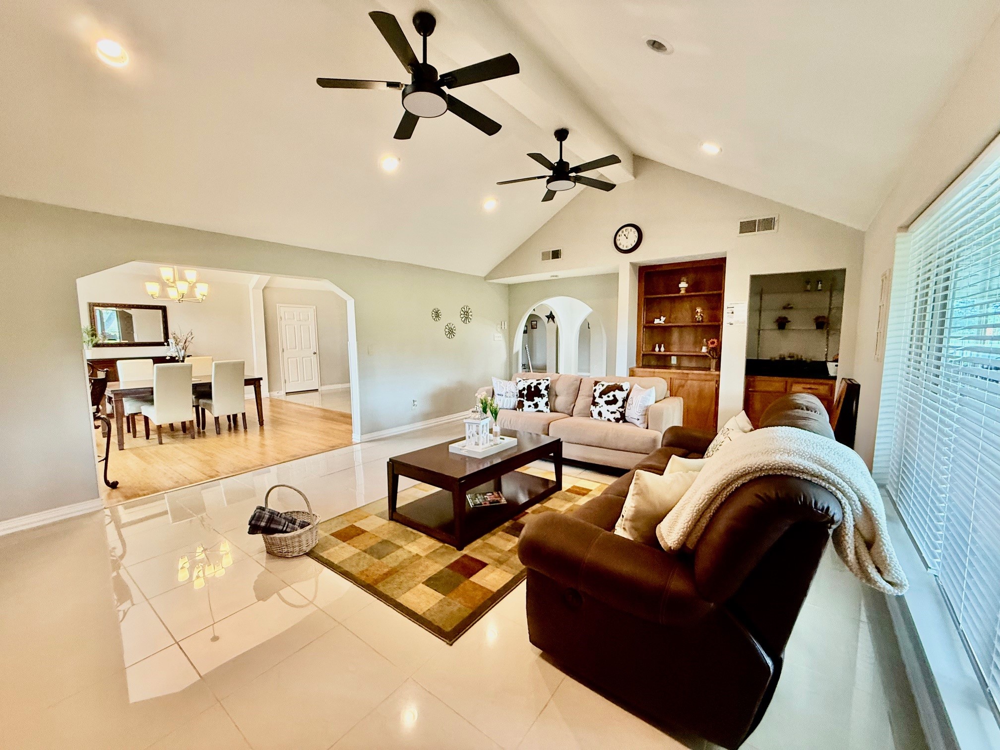 37110 Donigan Road Brookshire, TX 77423 - Photo 25 of 43 a living room with furniture