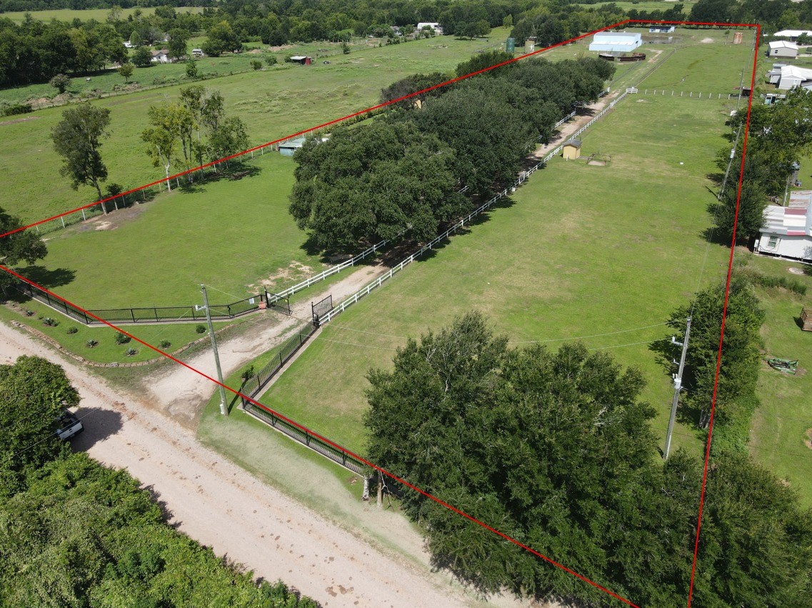 37110 Donigan Road Brookshire, TX 77423 - Photo 6 of 43 an aerial view of ocean