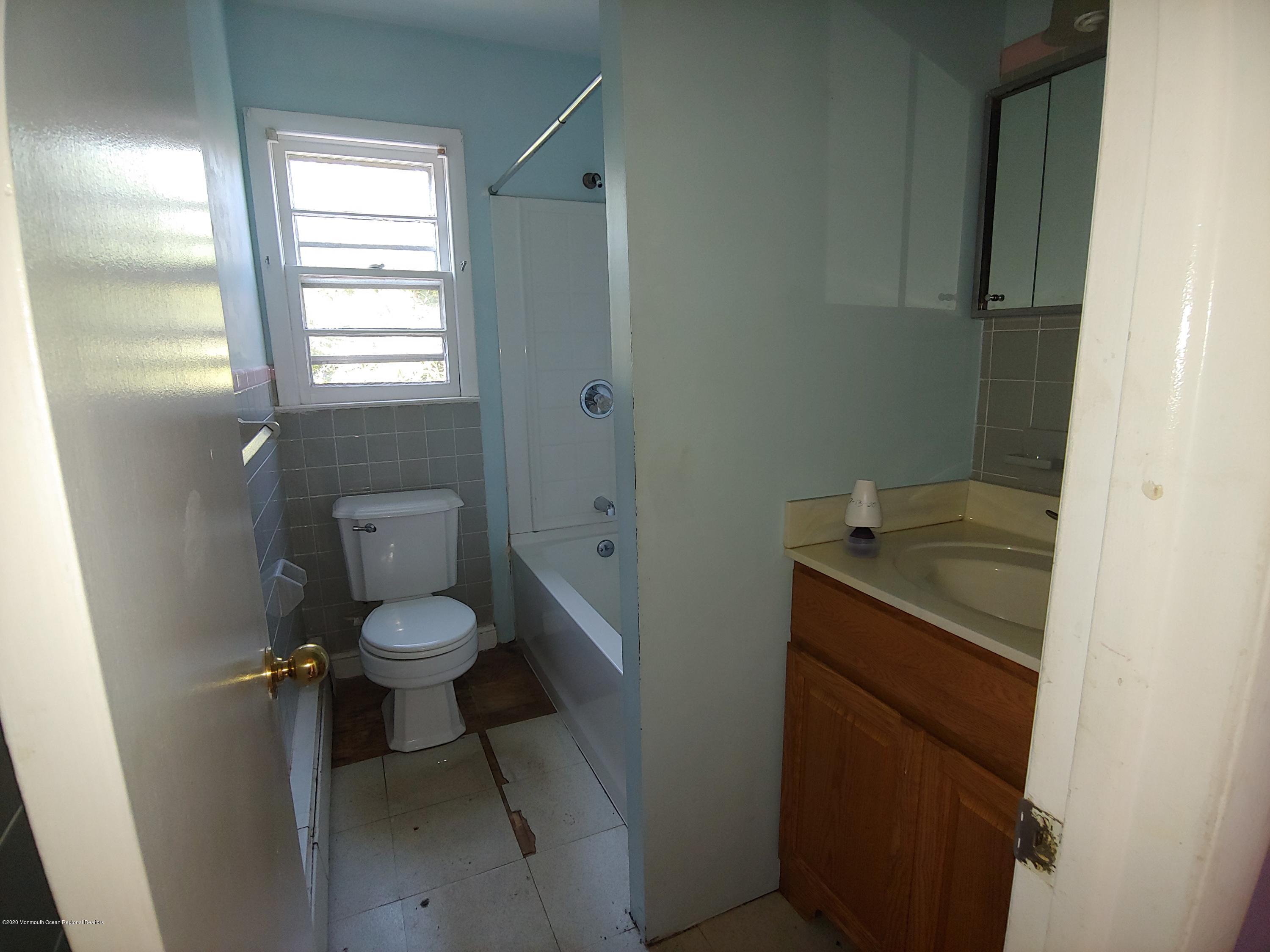 1143 Roe Avenue, Unit 1145 Point Pleasant, NJ 08742 - Photo 18 of 20 20200805_085541