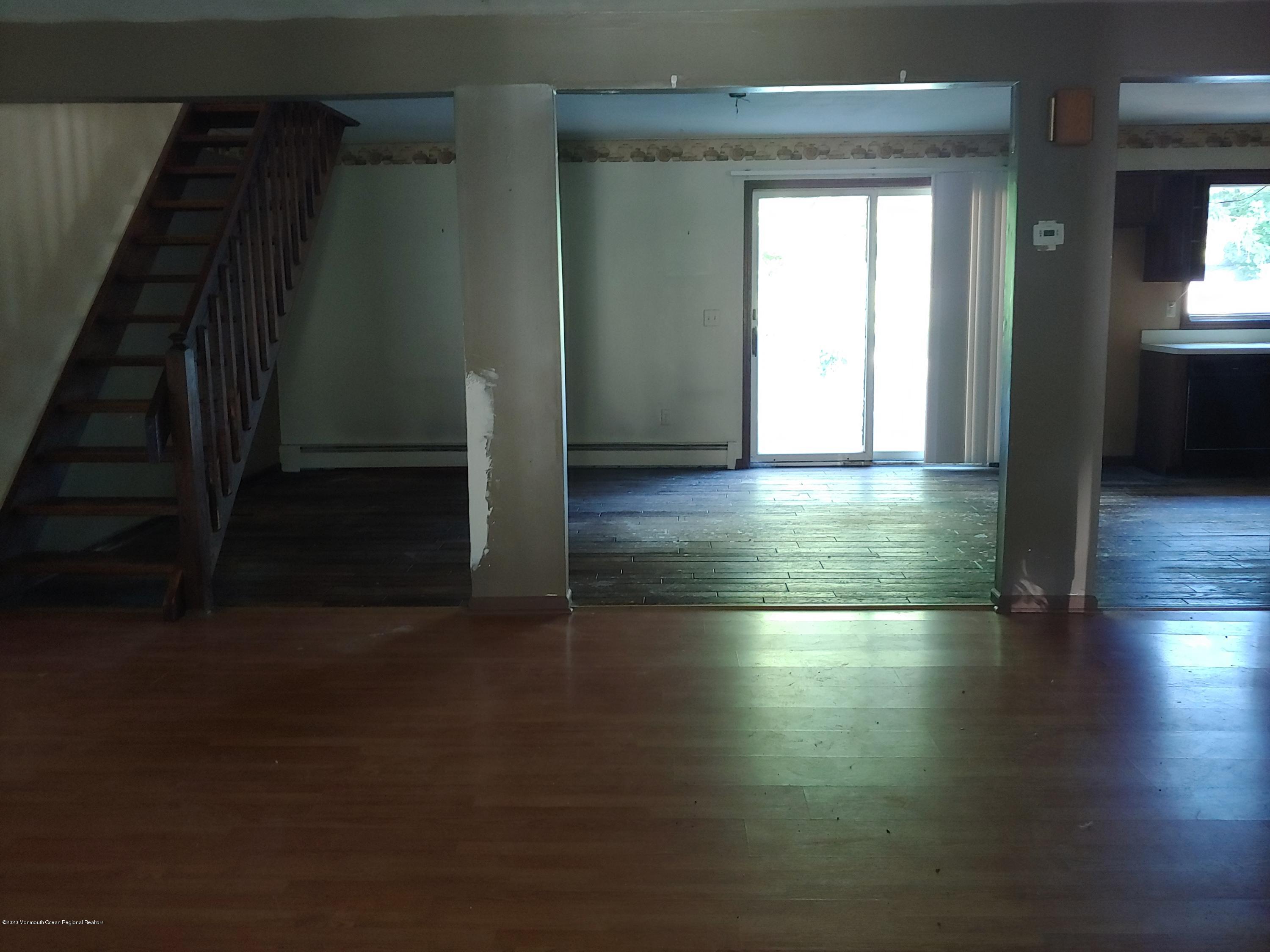 1143 Roe Avenue, Unit 1145 Point Pleasant, NJ 08742 - Photo 3 of 20 20200805_084316