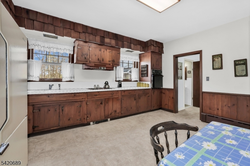 15 Deerhaven Lane Oak Ridge, NJ 07438 - Photo 19 of 39