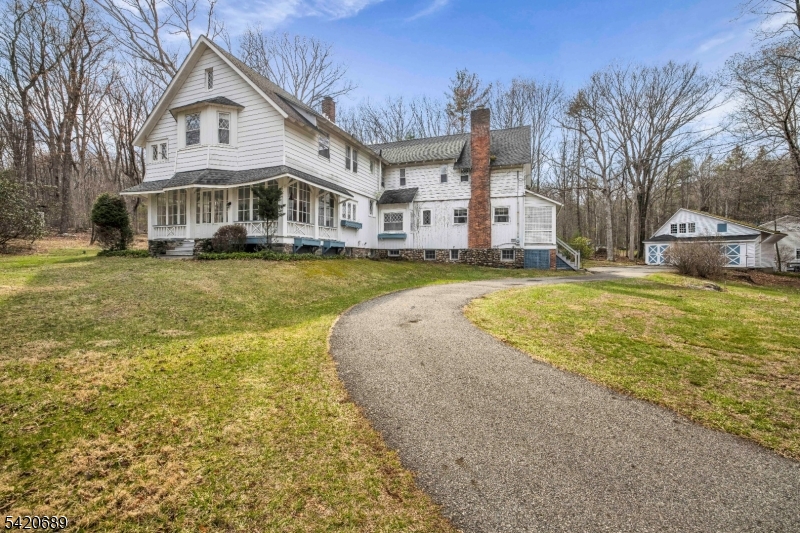 15 Deerhaven Lane Oak Ridge, NJ 07438 - Photo 2 of 39