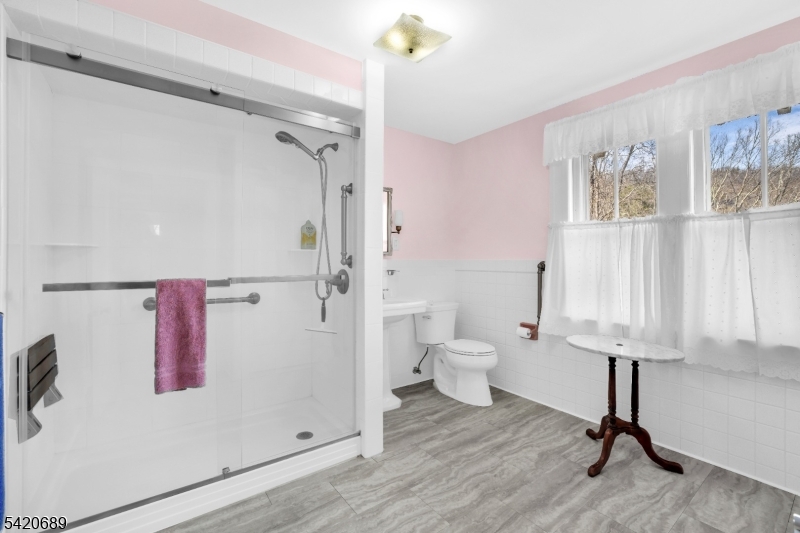 15 Deerhaven Lane Oak Ridge, NJ 07438 - Photo 26 of 39