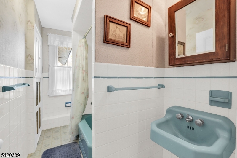 15 Deerhaven Lane Oak Ridge, NJ 07438 - Photo 35 of 39