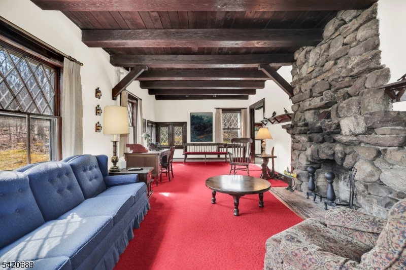 15 Deerhaven Lane Oak Ridge, NJ 07438 - Photo 8 of 39