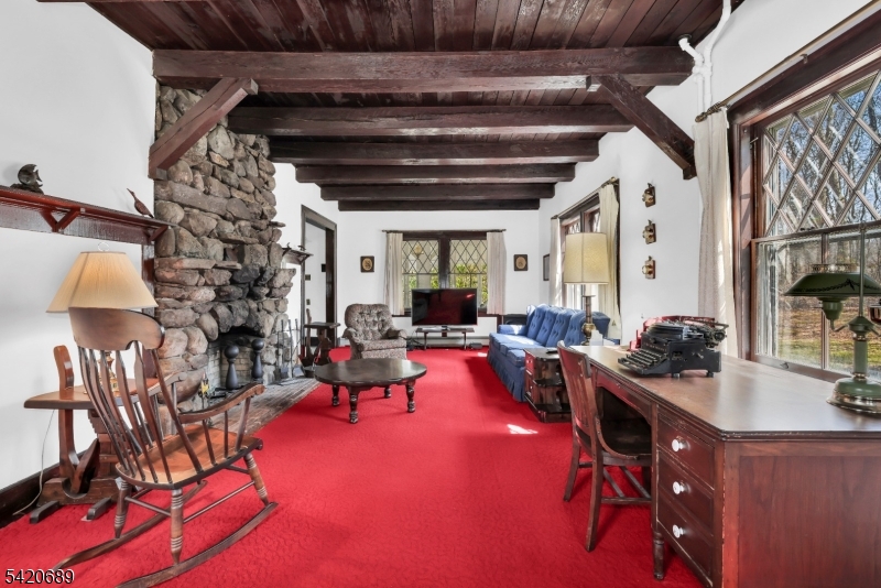 15 Deerhaven Lane Oak Ridge, NJ 07438 - Photo 9 of 39