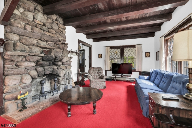 15 Deerhaven Lane Oak Ridge, NJ 07438 - Photo 10 of 39