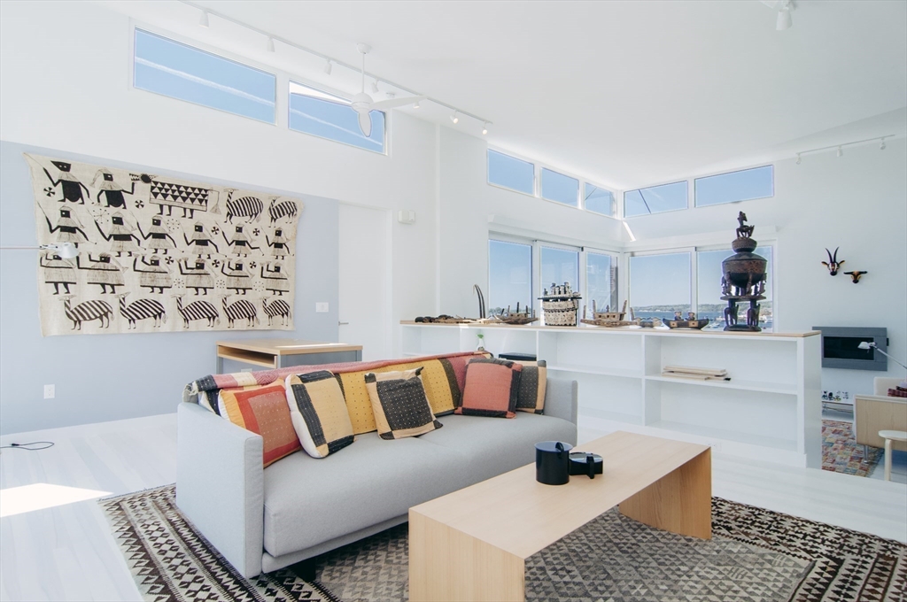 11 Wall Street, Unit R Gloucester, MA 01930 - Photo 16 of 32