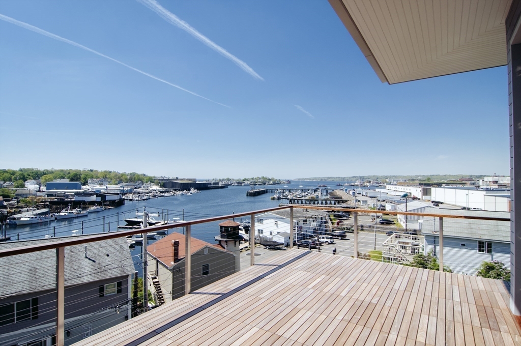 11 Wall Street, Unit R Gloucester, MA 01930 - Photo 21 of 32