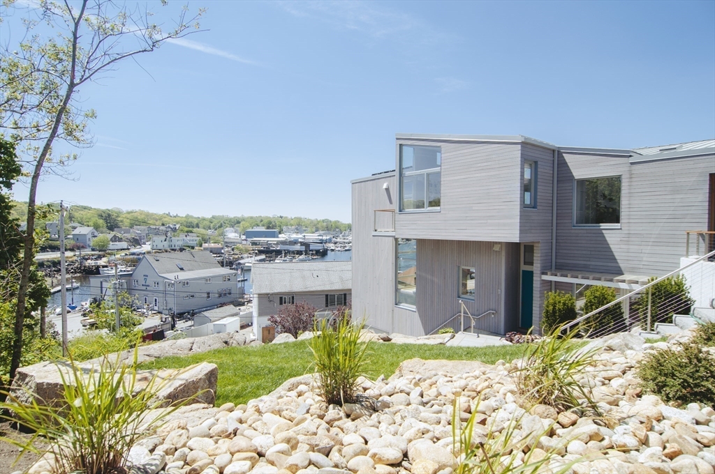 11 Wall Street, Unit R Gloucester, MA 01930 - Photo 24 of 32