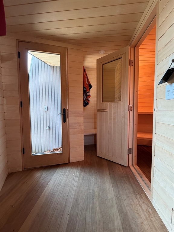 11 Wall Street, Unit R Gloucester, MA 01930 - Photo 27 of 32