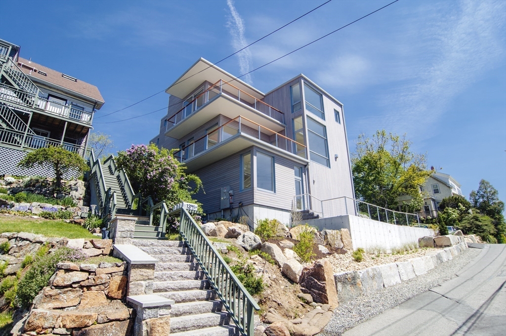 11 Wall Street, Unit R Gloucester, MA 01930 - Photo 3 of 32