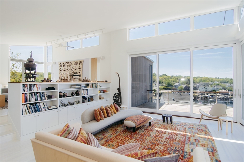 11 Wall Street, Unit R Gloucester, MA 01930 - Photo 7 of 32