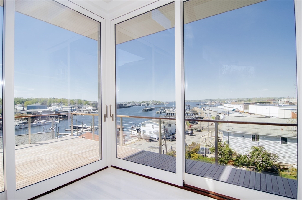 11 Wall Street, Unit R Gloucester, MA 01930 - Photo 8 of 32