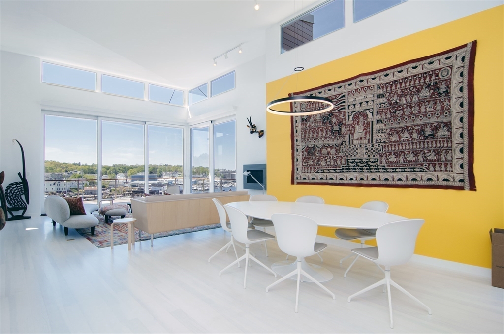 11 Wall Street, Unit R Gloucester, MA 01930 - Photo 9 of 32