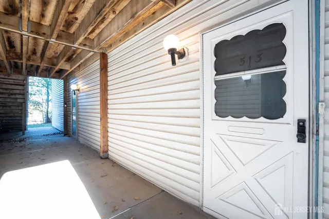 $385,000 | 513 Waterford Drive, Edison, NJ 08817