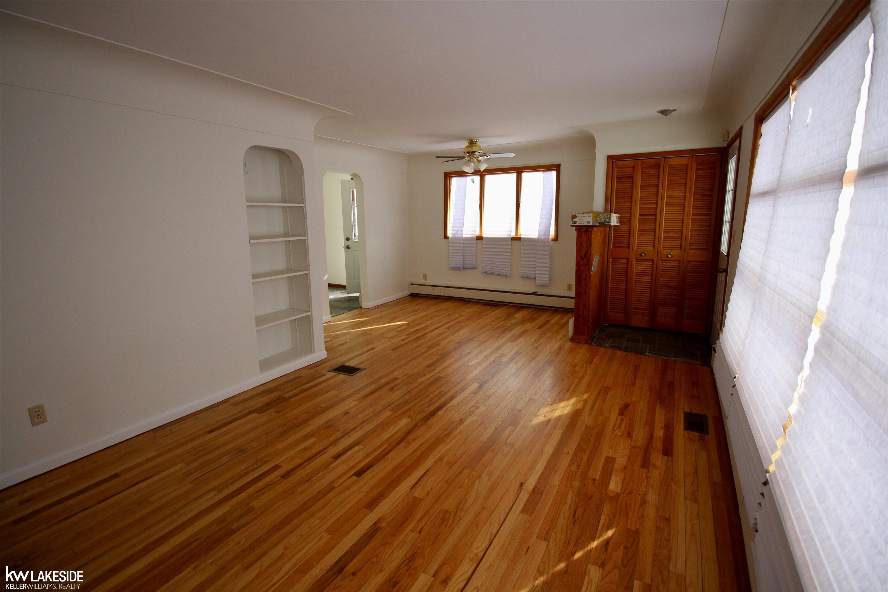 12778 Belle River Road Memphis, MI 48041 - Photo 5 of 25 50101014-4.JPG