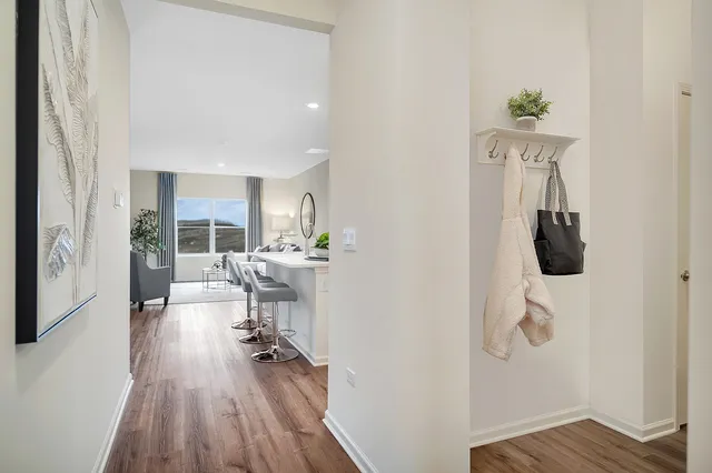 $414,990 | 1124 Bluebell Lane, Bartlett, IL 60103