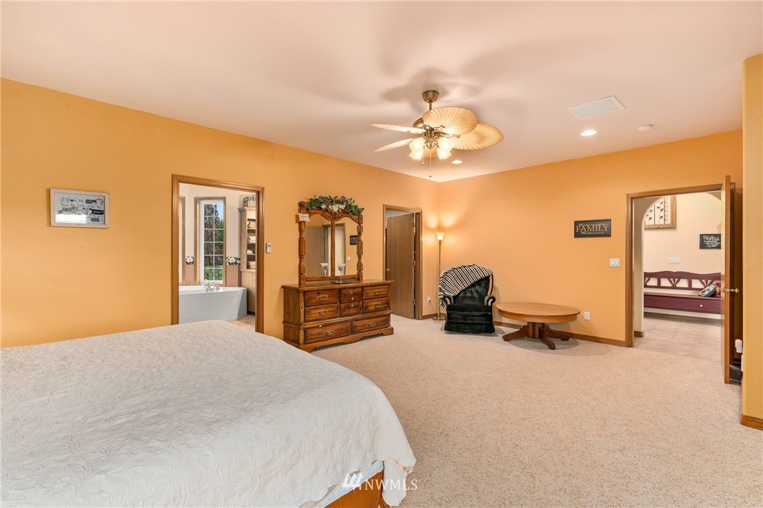 31 Jones Road Raymond, WA 98577 - Photo 13 of 25 Gallery Image 13