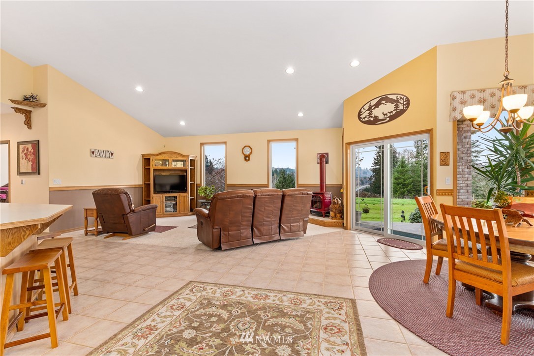 31 Jones Road Raymond, WA 98577 - Photo 17 of 25 Gallery Image 17
