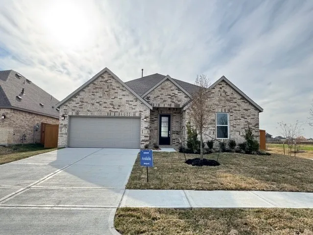 $348,090 | 1302 West Shepard Drive, Dayton, TX 77535