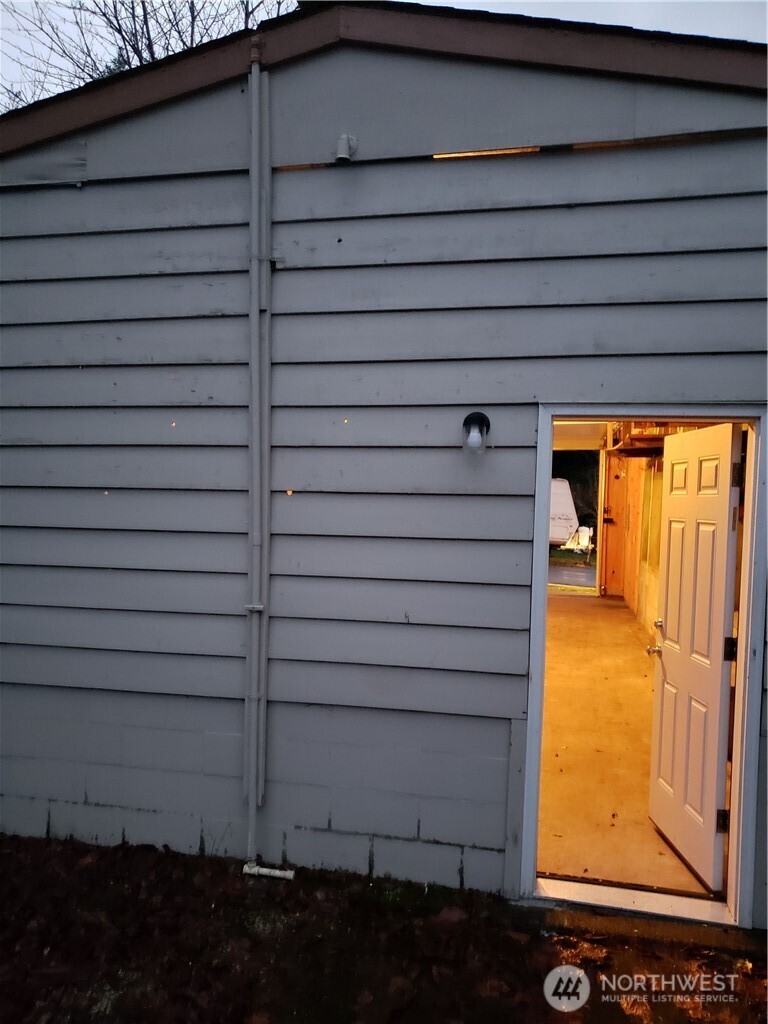 1806 Hay Street, Unit B Shelton, WA 98584 - Photo 6 of 9