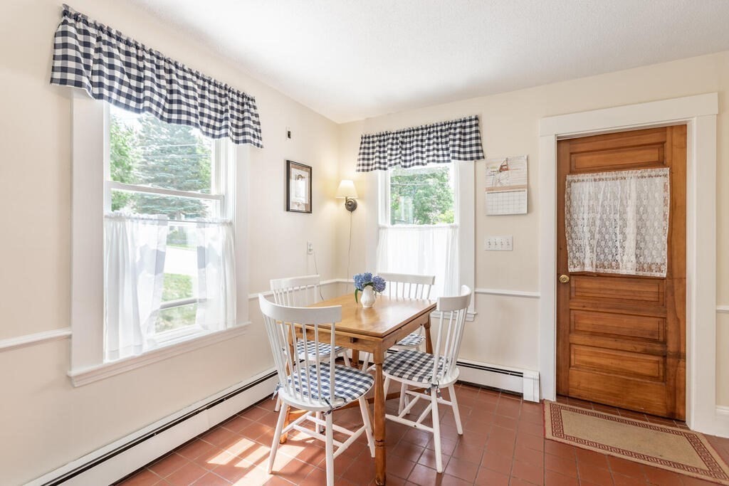 67 Longfellow Road Reading, MA 01867 - Photo 11 of 30 Gallery Image 11