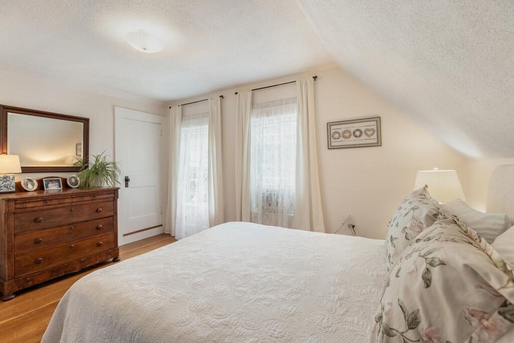 67 Longfellow Road Reading, MA 01867 - Photo 16 of 30 Gallery Image 16