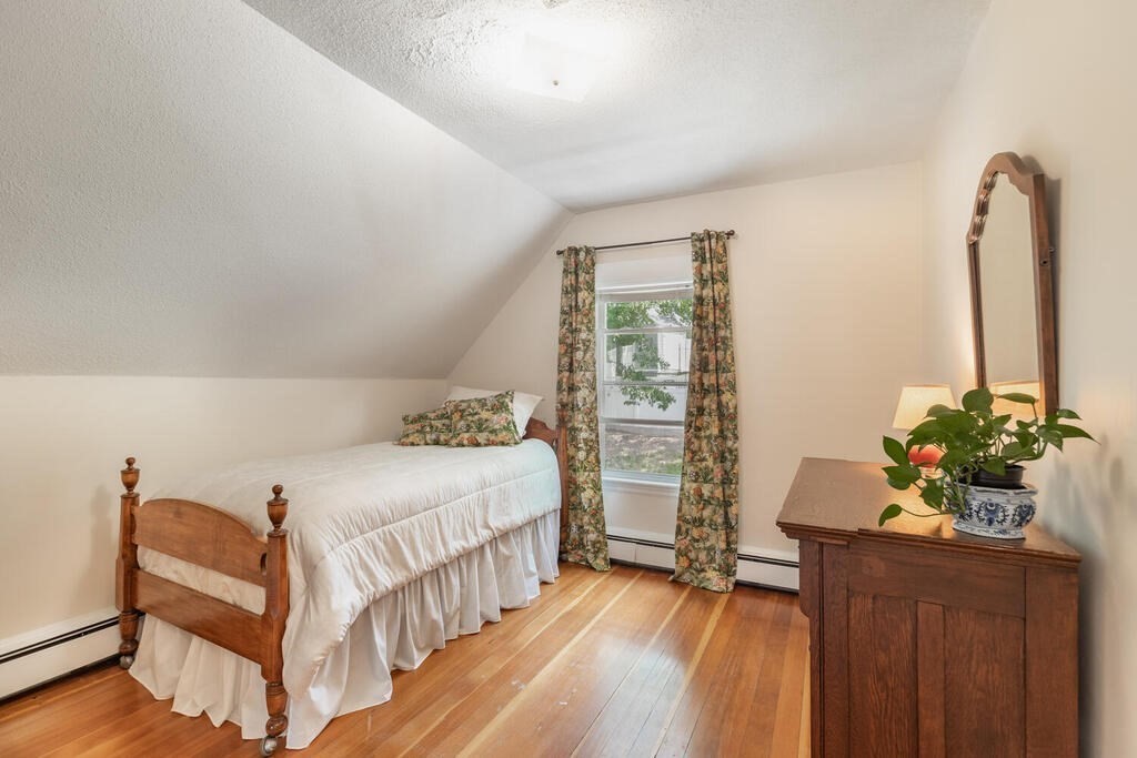 67 Longfellow Road Reading, MA 01867 - Photo 17 of 30 Gallery Image 17