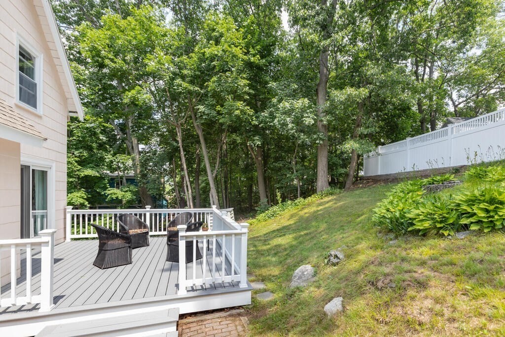 67 Longfellow Road Reading, MA 01867 - Photo 21 of 30 Gallery Image 21