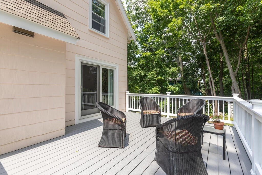 67 Longfellow Road Reading, MA 01867 - Photo 22 of 30 Gallery Image 22