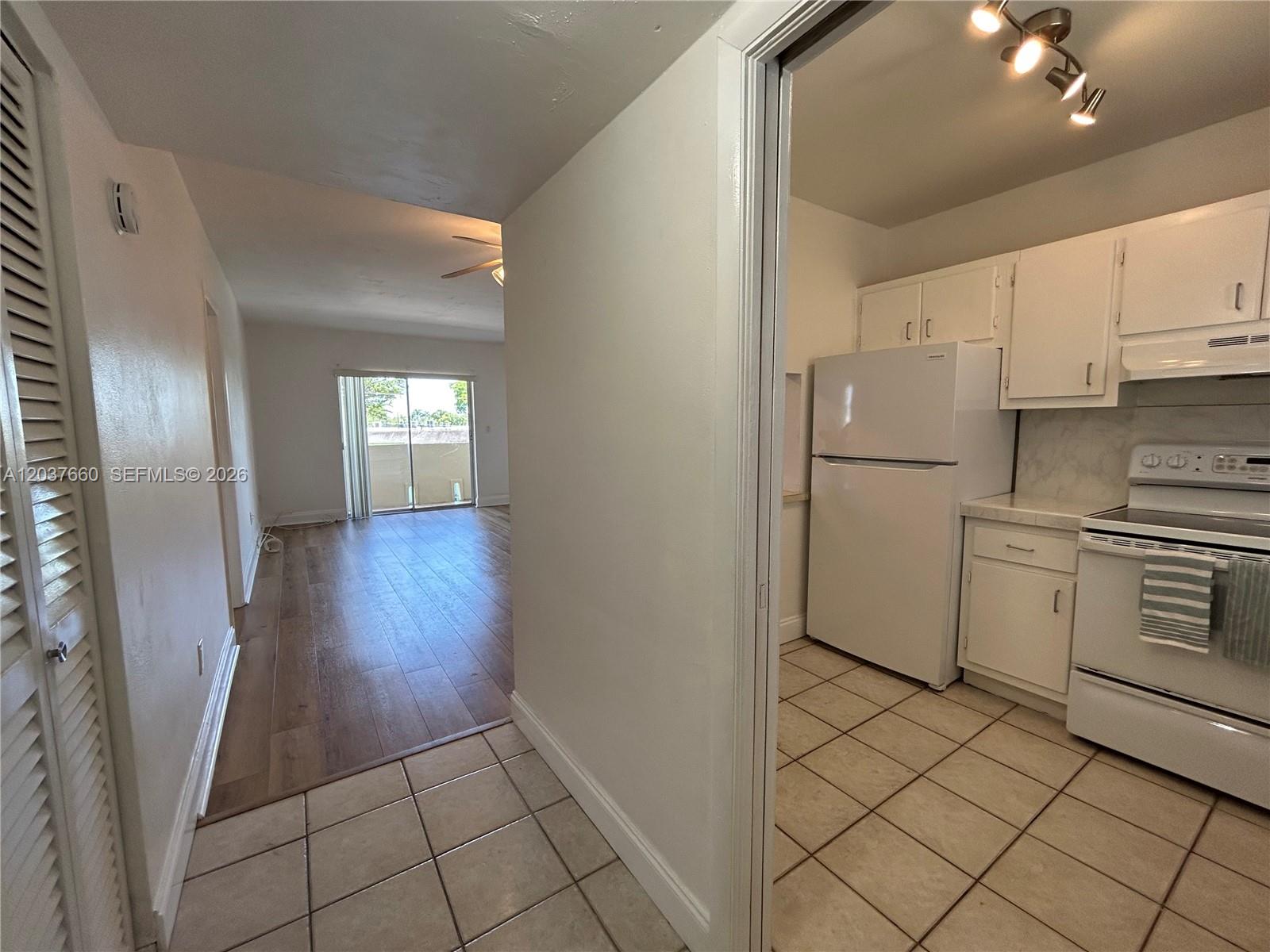 7505 Southwest 82nd Street, Unit 320 Miami, FL 33143 - Photo 4 of 37