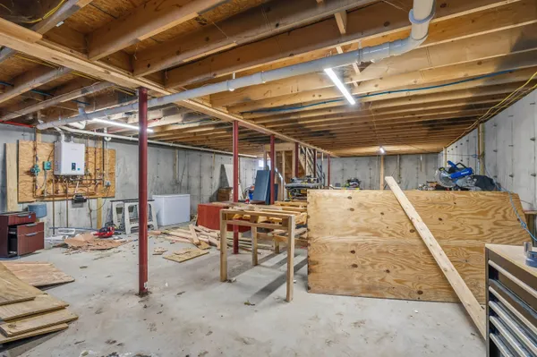 $489,900 | 437 High Street, Boscawen, NH 03303